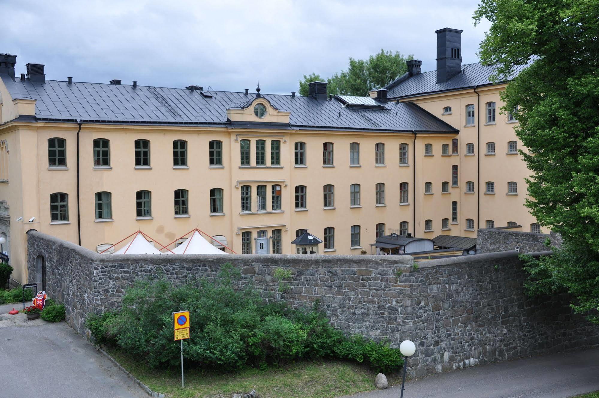 Stf Langholmen Hostel Estocolmo Exterior foto